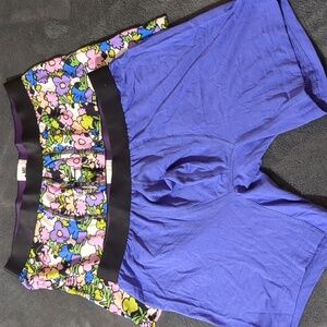Me Undies Underwear 2 pairs Boxers briefs Mens Size Medium New